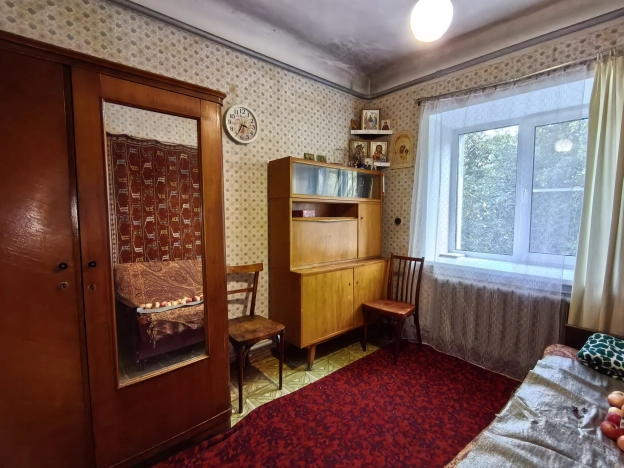 Купить четырехкомнатную квартиру в Владимирской области. Вариант № 5394988, 17, площадь - квм, цена 1980000 рублей