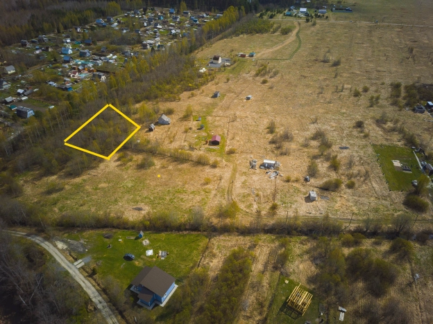 Купить земельный участок в Республике Карелия. Вариант № 21301, 11, площадь -  квм, цена 350000 рублей