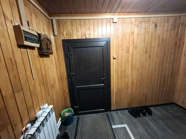 Купить дом в Иркутской области. Вариант № 9561316, 12, площадь -  квм, цена 9200000 рублей