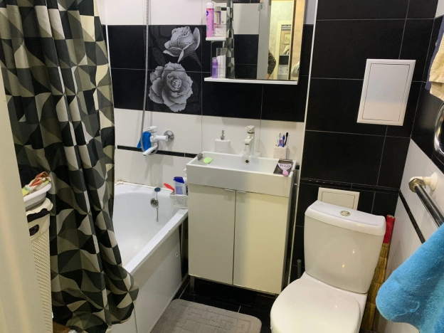 Купить однокомнатную квартиру на улице Бородинская в Владимире. Вариант № 4856414, 5, площадь -  квм, цена 3700000 рублей