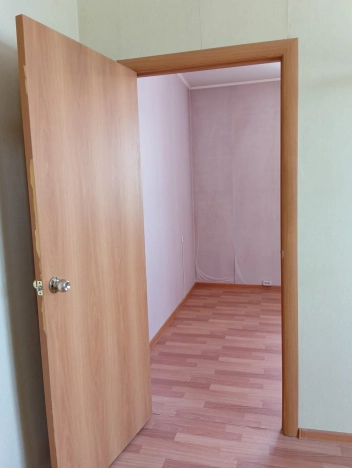 Купить двухкомнатную квартиру на улице Александра Радищева в Бийске. Вариант № 18639, 4, площадь -  квм, цена 4390000 рублей