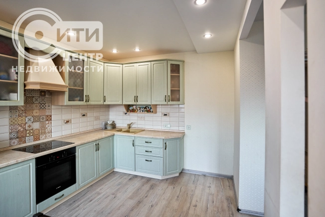 Купить трехкомнатную квартиру в районе Коминтерновский в Воронеже. Вариант № 1043848, 0, площадь - квм, цена 8999000 рублей