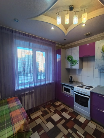 Снять квартиру в Тобольске. Вариант № 9440848, 0, площадь -  квм, цена 35000 рублей