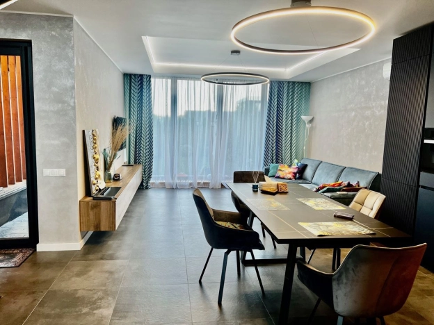 Купить дом в Москве. Вариант № 13701, 1, площадь - квм, цена 24720000 рублей