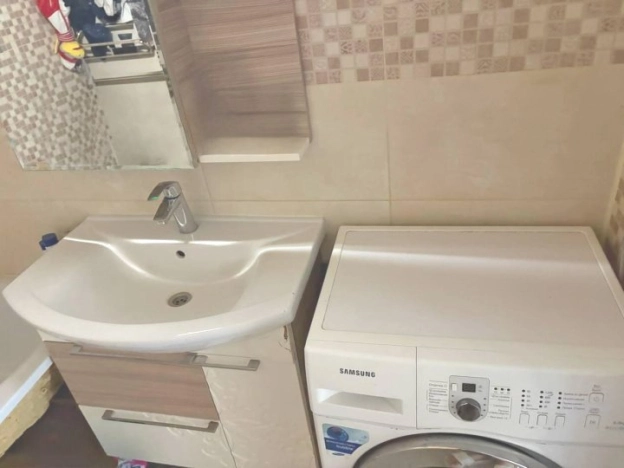 Купить трехкомнатную квартиру в Ростовской области. Вариант № 8427796, 11, площадь -  квм, цена 9450000 рублей