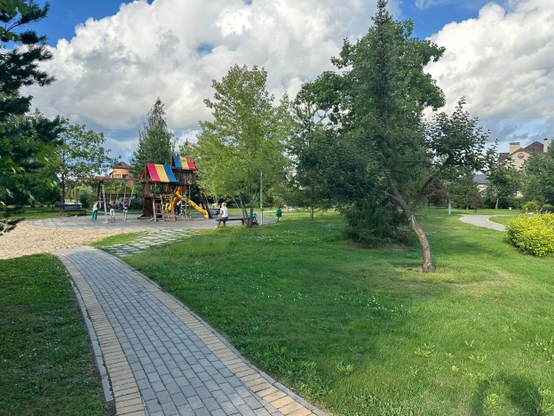 Купить земельный участок в Истре. Вариант № 10710, 12, площадь -  квм, цена 33800000 рублей