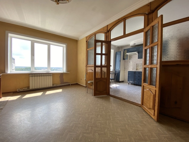 Купить многокомнатную квартиру в Бийске. Вариант № 52580, 4, площадь -  квм, цена 6500000 рублей