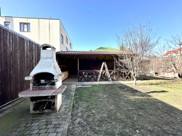 Купить дом в Краснодаре. Вариант № 44952, 37, площадь - квм, цена 44440000.0000 рублей