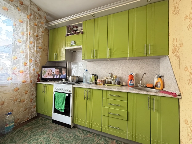 Купить квартиру в Белгороде. Вариант № 8101409, 4, площадь -  квм, цена 3750000 рублей