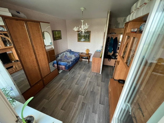 Купить однокомнатную квартиру в районе Калининский в Новосибирске. Вариант № 2896839, 12, площадь -  квм, цена 3650000 рублей