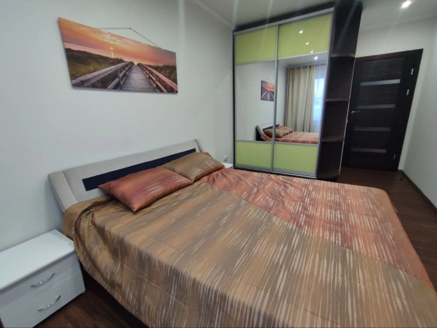 Снять квартиру в Калининграде. Вариант № 9819783, 18, площадь -  квм, цена 45000 рублей