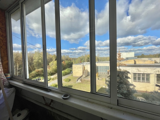 Купить двухкомнатную квартиру на вторичке на улице Парковая в Владимирской области. Вариант № 5922173, 10, площадь -  квм, цена 2000000 рублей