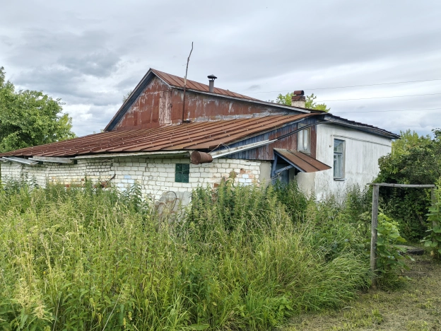 Купить дом на улице Кирова в Нижегородской области. Вариант № 59291, 4, площадь -  квм, цена 800000 рублей