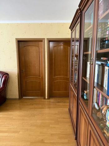 Купить трехкомнатную квартиру на вторичке в ВАО в Москве. Вариант № 49104, 11, площадь -  квм, цена 24350000 рублей