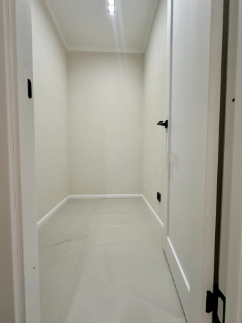 Купить двухкомнатную квартиру на улице Любучанский переулок в Москве. Вариант № 10215599, 25, площадь - квм, цена 8000000 рублей