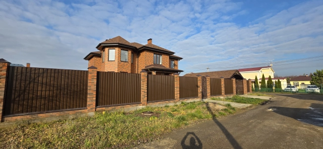 Купить дом в Москве. Вариант № 9002903, 1, площадь - квм, цена 40000000 рублей