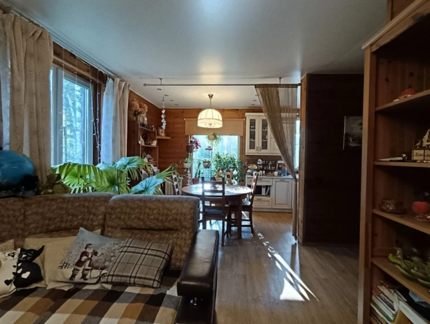 Купить дом на улице Совхозная в Тюменской области. Вариант № 8978349, 5, площадь -  квм, цена 15000000 рублей