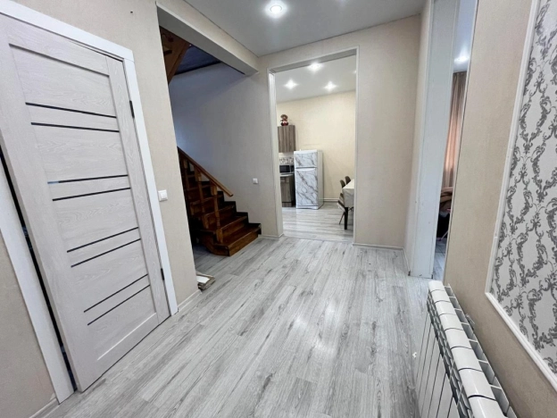 Купить дом в Москве. Вариант № 8490347, 9, площадь -  квм, цена 9500000 рублей