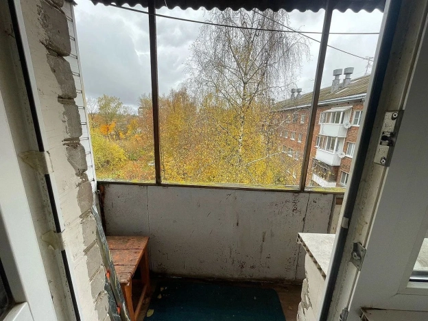 Купить однокомнатную квартиру в Смоленской области. Вариант № 7736998, 5, площадь -  квм, цена 2100000 рублей