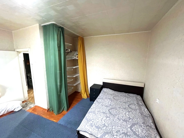 Купить однокомнатную квартиру в Калужской области. Вариант № 1506171, 1, площадь -  квм, цена 1950000 рублей