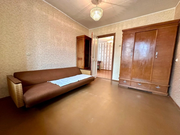 Купить трехкомнатную квартиру в Микрорайоне Памятник Победы, Ленинский район в Пензе. Вариант № 8555765, 5, площадь -  квм, цена 3630000 рублей