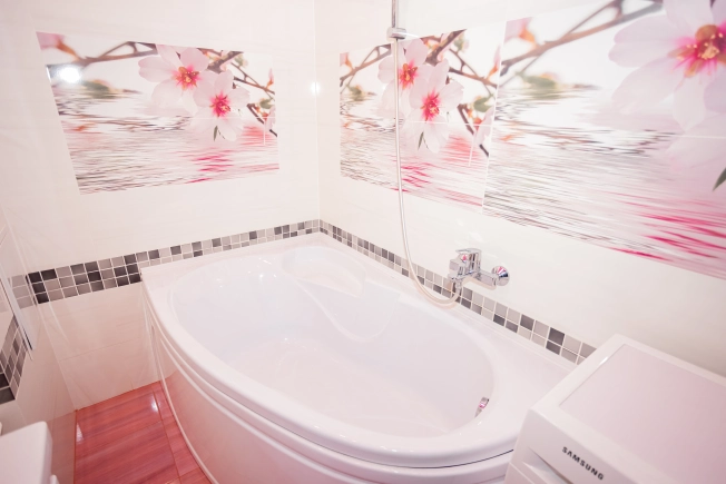 Купить двухкомнатную квартиру в Омске. Вариант № 1366468, 37, площадь -  квм, цена 8000000 рублей