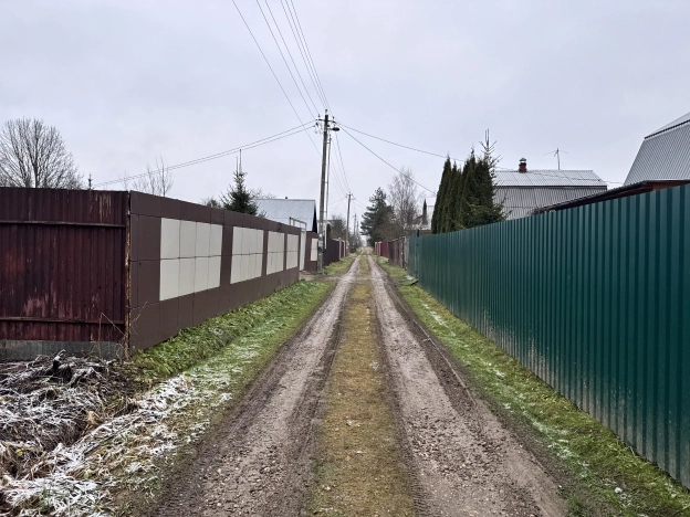 Купить земельный участок в Краснозаводске. Вариант № 10434245, 8, площадь -  квм, цена 800000 рублей