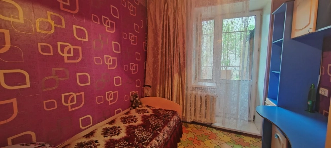 Купить четырехкомнатную квартиру в Забайкальском крае. Вариант № 9922, 30, площадь -  квм, цена 6700000 рублей