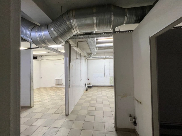 Снять коммерческую недвижимость в Новосибирске. Вариант № 3386806, 3, площадь - квм, цена 110000 рублей