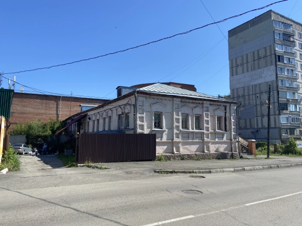 Купить коммерческую недвижимость в Бийске. Вариант № 9854464, 0, площадь - квм, цена 15000000 рублей