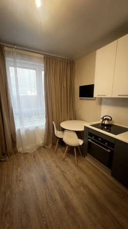 Купить квартиру в Москве. Вариант № 10223831, 5, площадь -  квм, цена 10000000 рублей