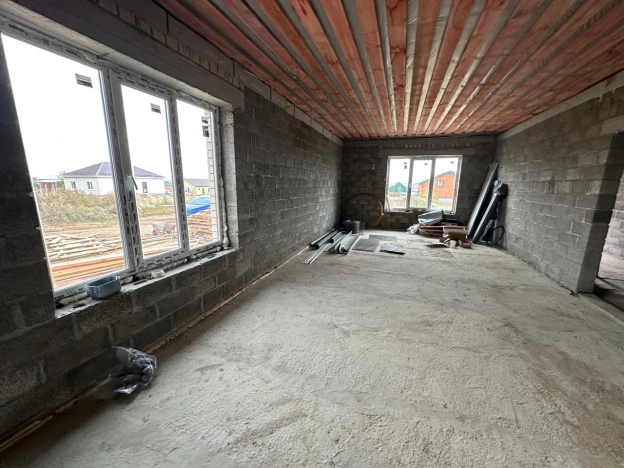 Купить дом в Элисте. Вариант № 5828549, 4, площадь -  квм, цена 7500000 рублей