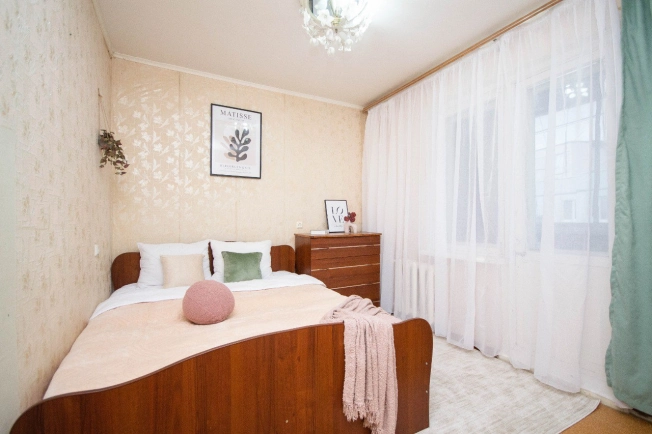 Купить двухкомнатную квартиру в Балакове. Вариант № 3952552, 9, площадь -  квм, цена 3950000 рублей