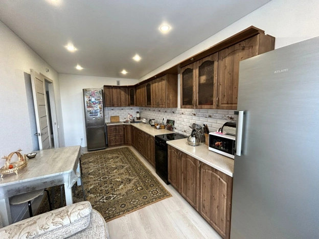 Купить трехкомнатную квартиру на вторичке в ЖК Жилой комплекс "Лугометрия" в Пензе. Вариант № 43725, 7, площадь -  квм, цена 6000000 рублей