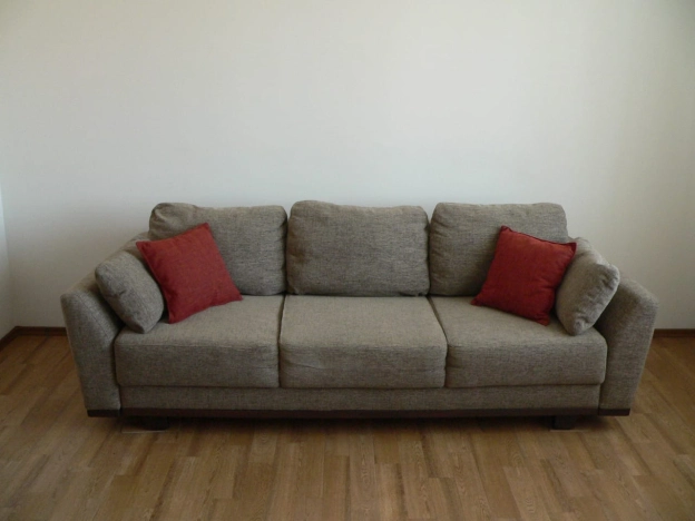 Купить двухкомнатную квартиру у метро площадь Карла Маркса в Новосибирске. Вариант № 2584, 6, площадь -  квм, цена 12000000 рублей