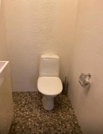 Купить однокомнатную квартиру в районе Центральный в Санкт-Петербурге. Вариант № 15797, 4, площадь -  квм, цена 80000000 рублей