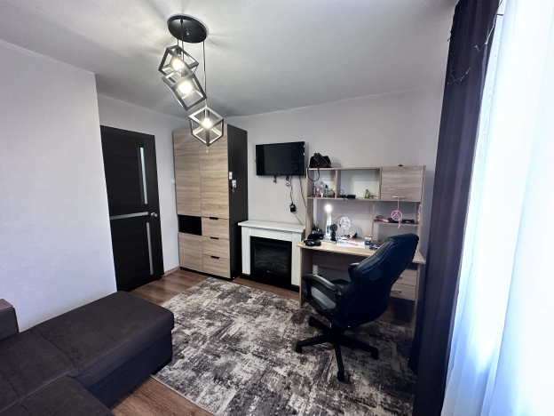 Купить трехкомнатную квартиру в Приморском крае. Вариант № 8099665, 7, площадь -  квм, цена 8500000 рублей