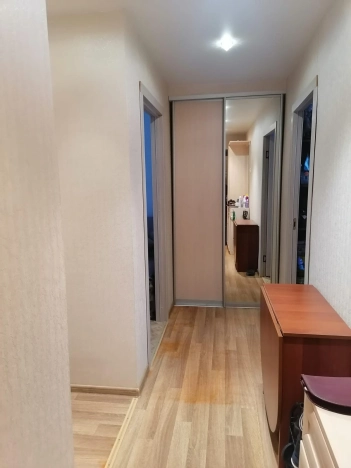 Купить двухкомнатную квартиру в Новосибирской области. Вариант № 9921319, 4, площадь -  квм, цена 4150000 рублей