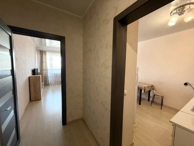 Купить квартиру на вторичке в Уфе. Вариант № 10424373, 4, площадь -  квм, цена 5490000 рублей