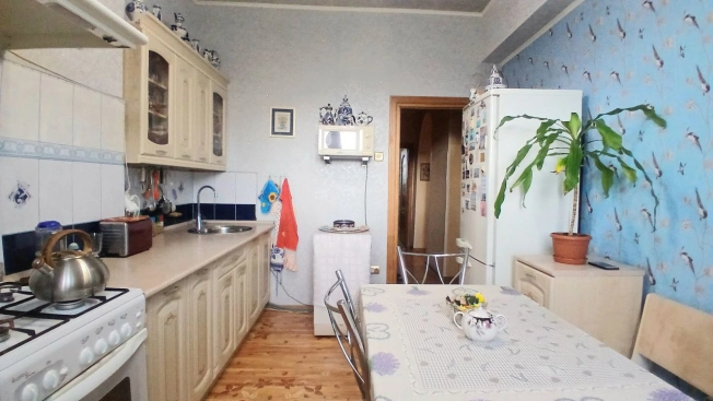 Купить трехкомнатную квартиру в Орске. Вариант № 42821, 6, площадь -  квм, цена 6900000.0000 рублей