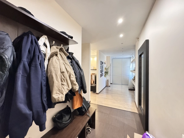 Купить трехкомнатную квартиру в районе Московский в Санкт-Петербурге. Вариант № 42967, 16, площадь -  квм, цена 24900000 рублей