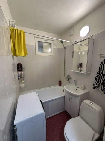 Купить двухкомнатную квартиру на вторичке у метро Молодежная в Москве. Вариант № 1278095, 5, площадь -  квм, цена 13500000 рублей