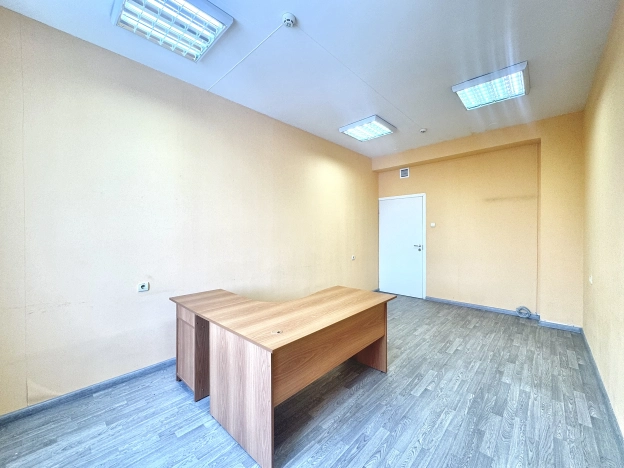 Снять коммерческую недвижимость в Новосибирске. Вариант № 32696, 2, площадь -  квм, цена 28458 рублей