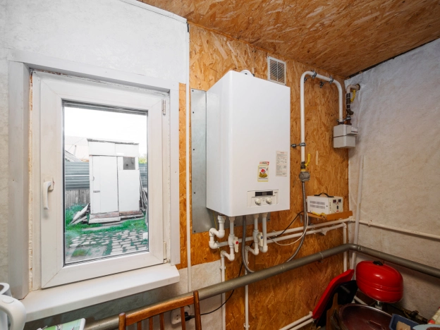 Купить дом в Микрорайоне Порт-Артур в Омске. Вариант № 3997353, 12, площадь -  квм, цена 3500000 рублей