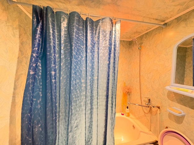 Купить квартиру в Тобольске. Вариант № 8335197, 8, площадь -  квм, цена 5300000 рублей