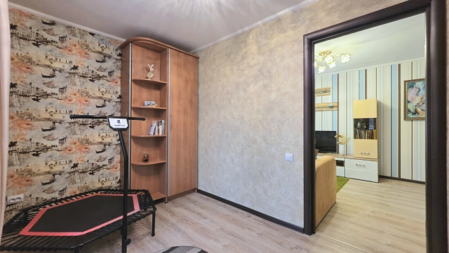 Купить квартиру в Липецкой области. Вариант № 9863341, 7, площадь -  квм, цена 4000000 рублей