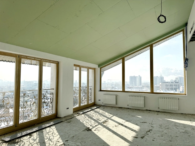 Купить квартиру на вторичке в Москве. Вариант № 2050, 1, площадь -  квм, цена 280000000 рублей