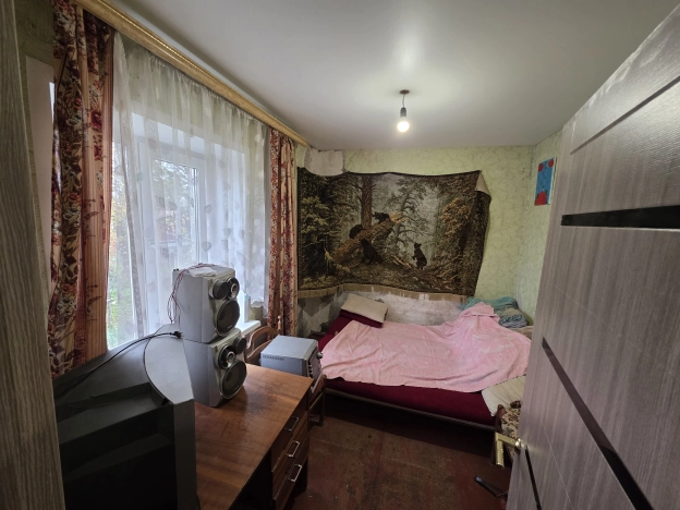 Купить двухкомнатную квартиру на улице Мира в Владимире. Вариант № 7699482, 4, площадь -  квм, цена 1700000 рублей