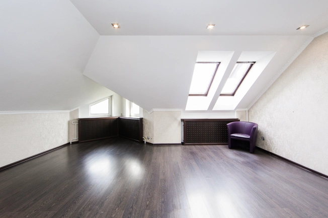 Купить четырехкомнатную квартиру в Калининграде. Вариант № 4922, 36, площадь -  квм, цена 16990000 рублей