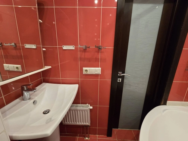 Купить трехкомнатную квартиру в Пушкине. Вариант № 39474, 11, площадь -  квм, цена 14000000 рублей